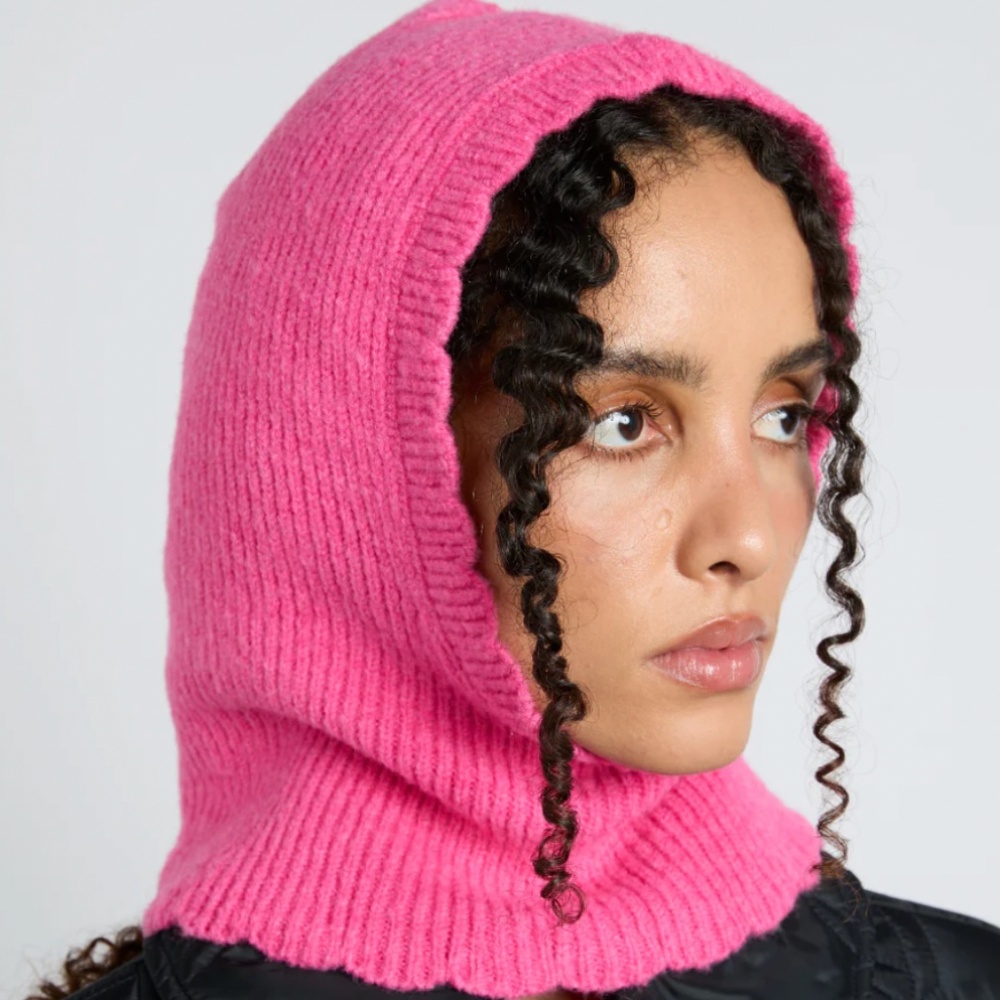 NWT Damson Madder Scalloped Edge Hood in Pink